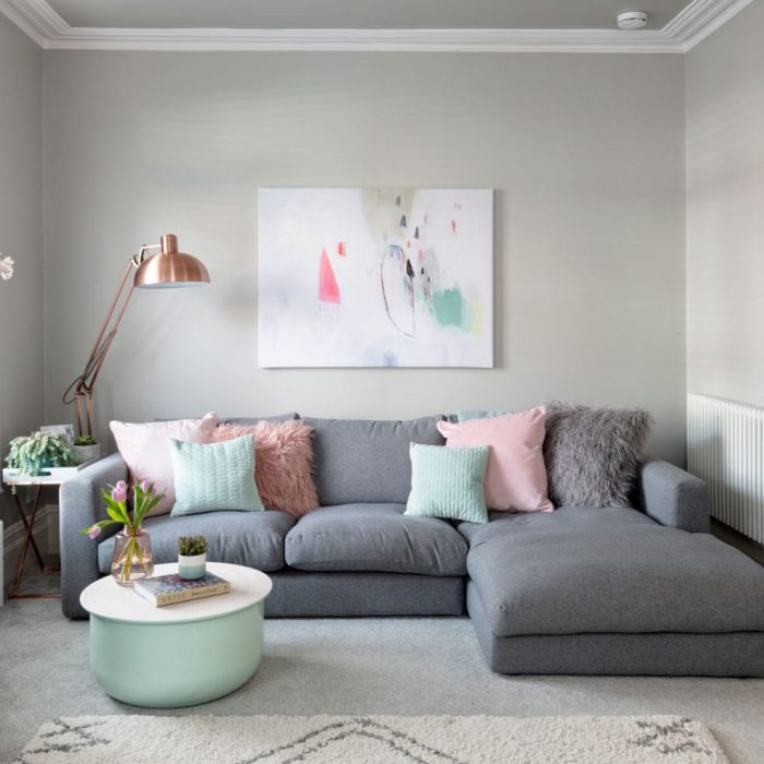 How to decorate living room with grey sofa